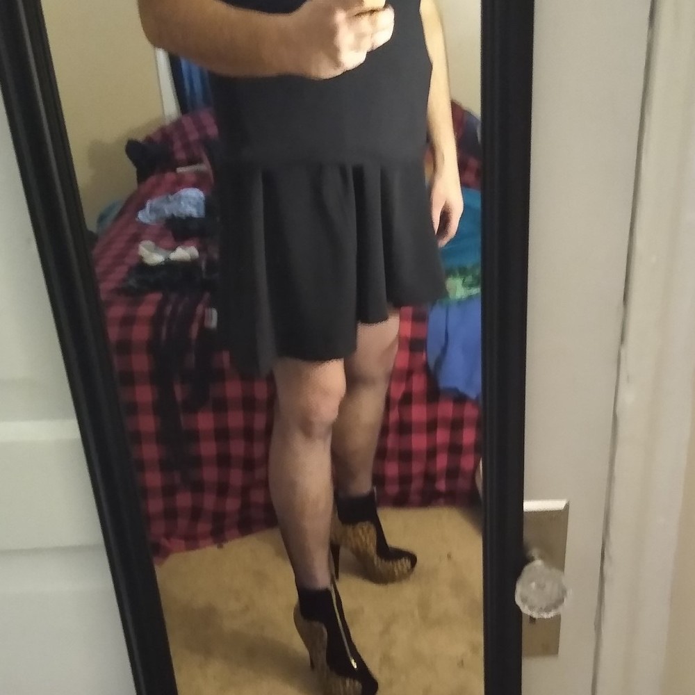 Meet your Posher, Sissy
